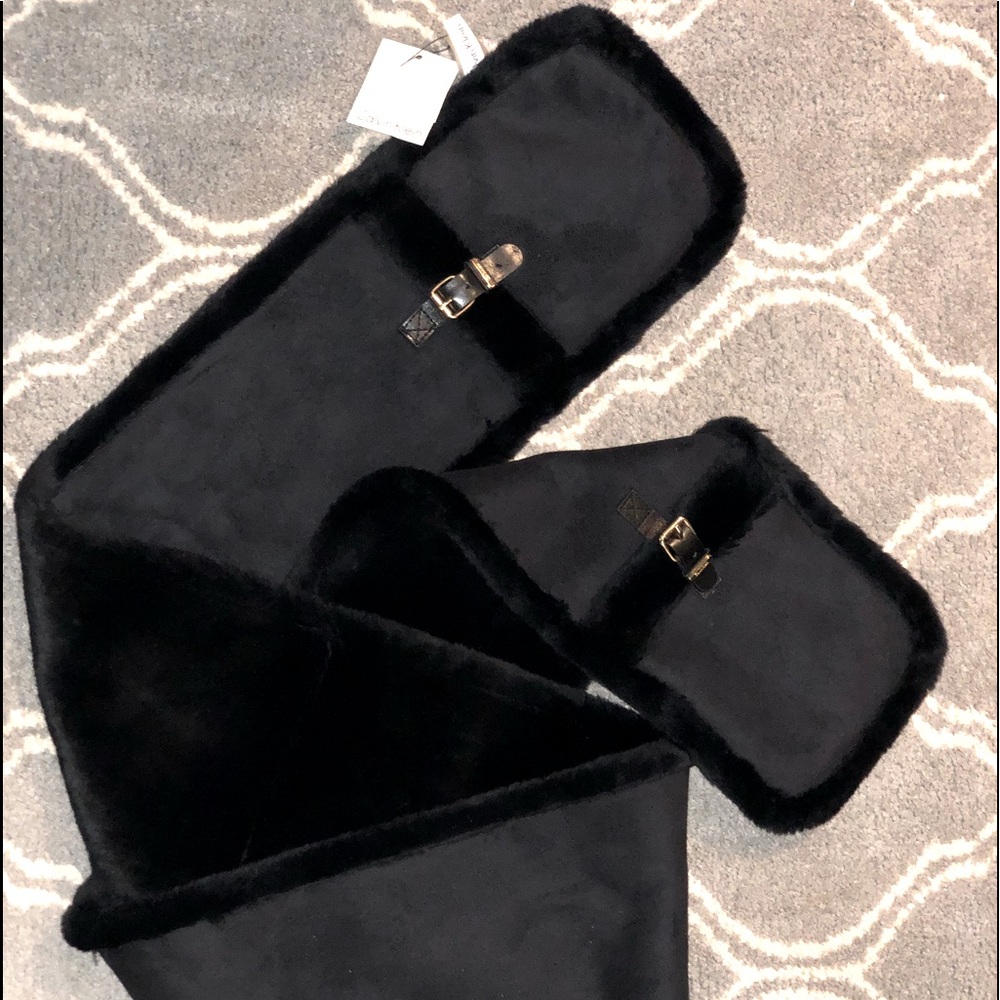 Calvin Klein Faux Fur Scarf. New with Tags.